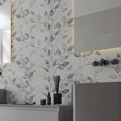 Carrelage effet papier peint Alure Caudalie white mat 30x75 cm